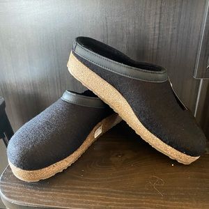 Haflinger felt clog slippers